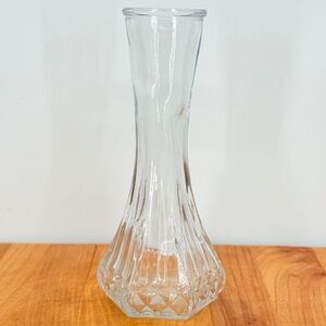 Hoosier Glass 4063-C‎ Six-Sided Diamond Bud Vase 6 Inches